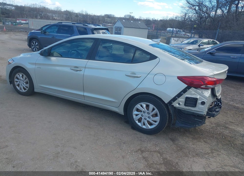 2017 HYUNDAI ELANTRA SE VIN: 5NPD74LF3HH149814
