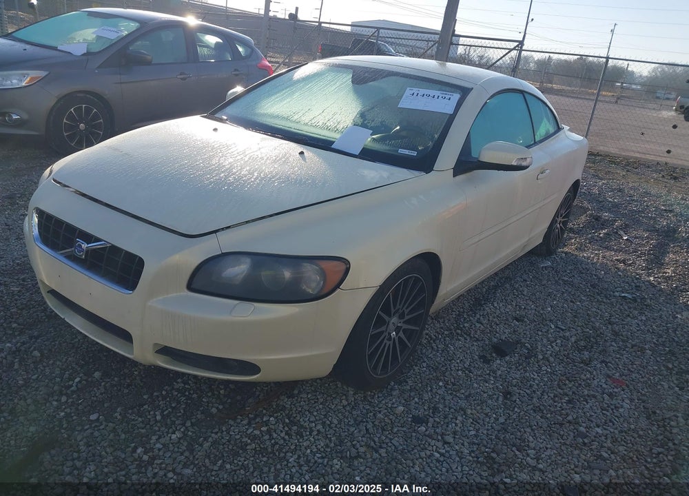 2009 VOLVO C70 T5 VIN: YV1MC672X9J073672