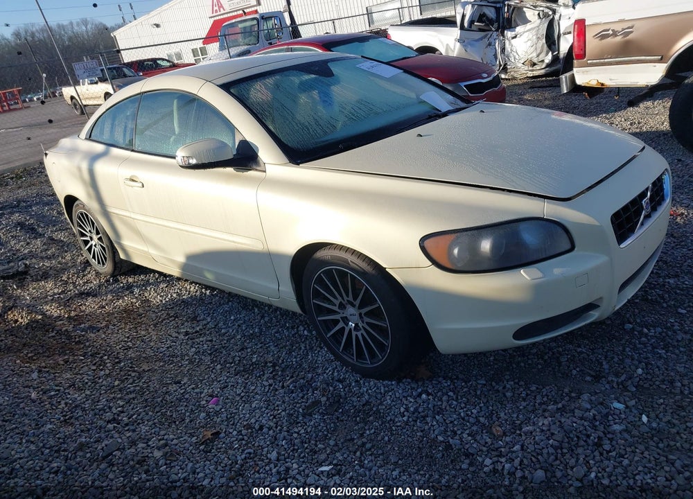 2009 VOLVO C70 T5 VIN: YV1MC672X9J073672