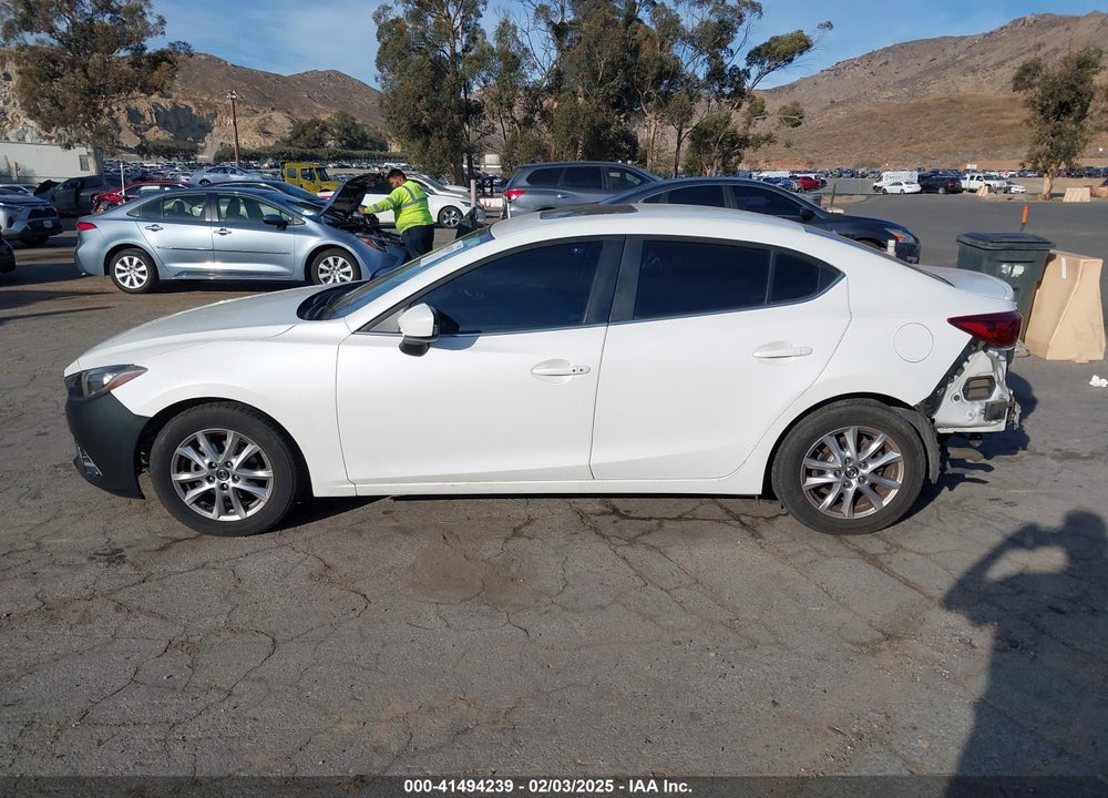 2016 MAZDA MAZDA3 VIN: JM1BM1V70G1346059