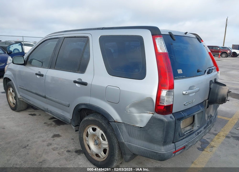 2005 HONDA CR-V LX VIN: SHSRD78535U317180