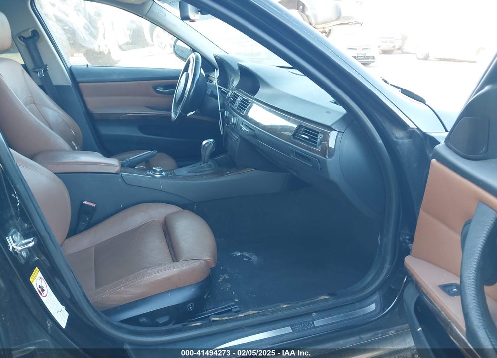 2009 BMW 328I VIN: WBAPH57539NM32861