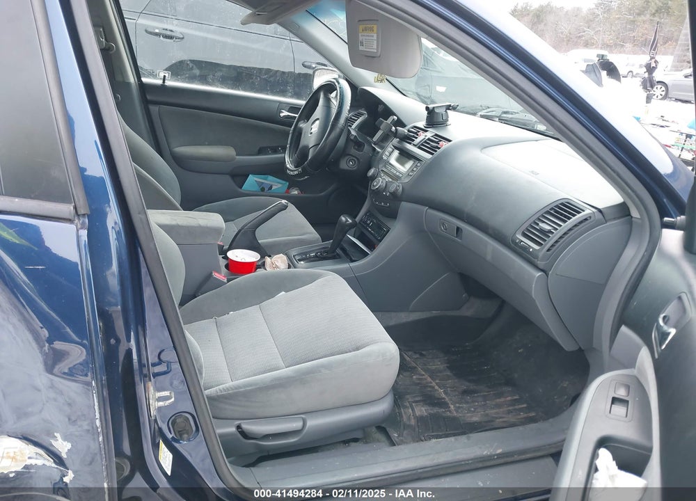 2005 HONDA ACCORD SDN VIN: 1HGCM56175A148678