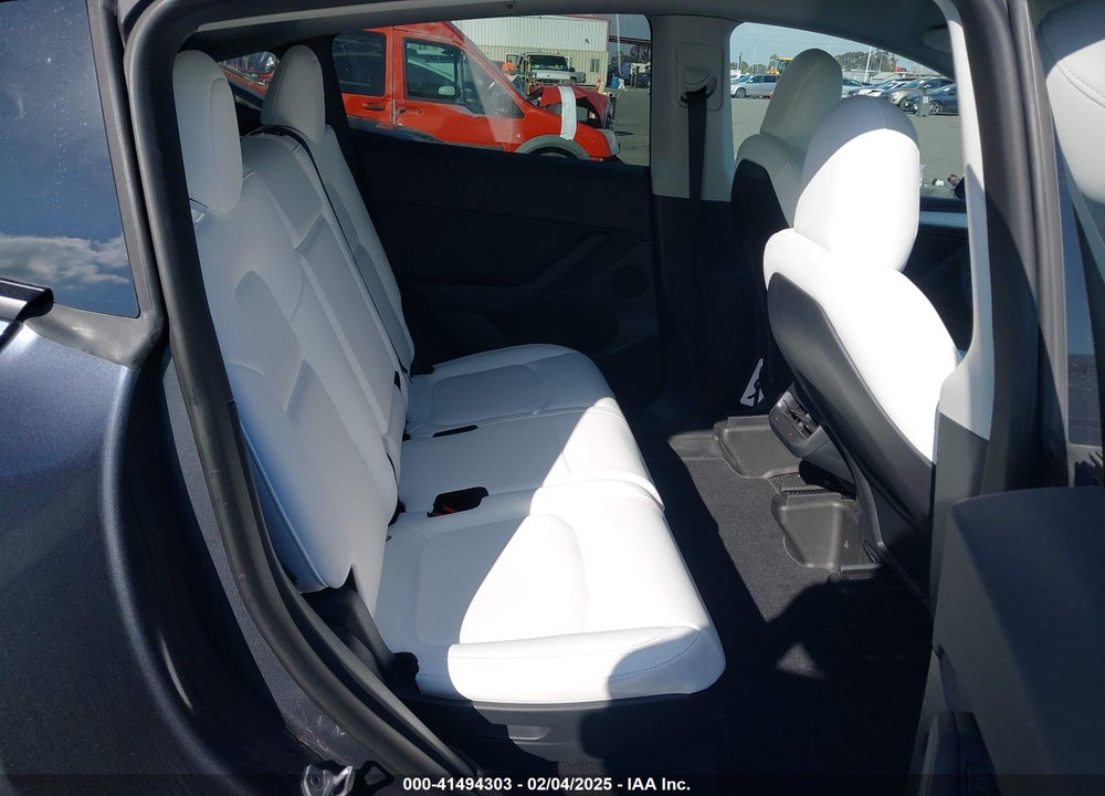 2023 TESLA MODEL Y VIN: 7SAYGAEE7PF648653