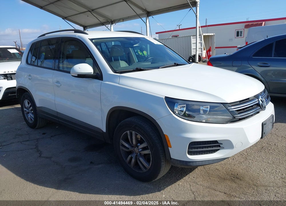 2016 VOLKSWAGEN TIGUAN S VIN: WVGAV7AX4GW562982
