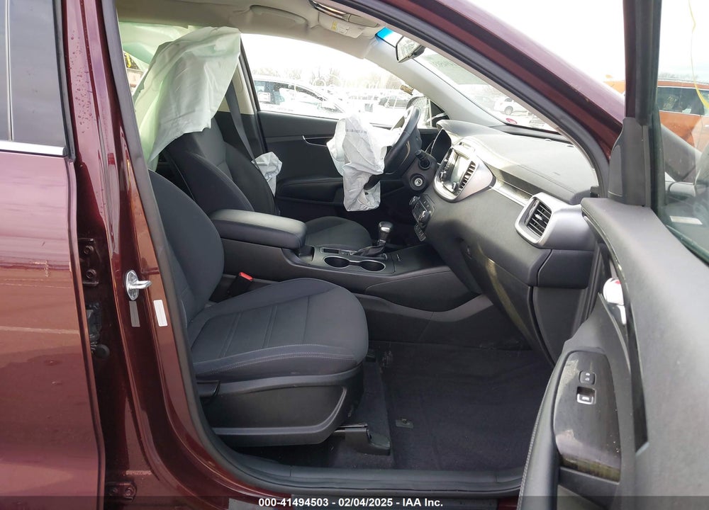 2019 KIA SORENTO 2.4L LX VIN: 5XYPG4A3XKG435258