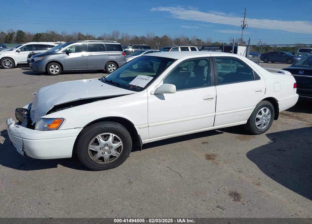 1997 TOYOTA CAMRY LE VIN: JT2BG22K0V0010252