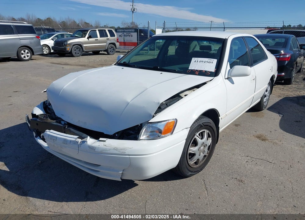 1997 TOYOTA CAMRY LE VIN: JT2BG22K0V0010252