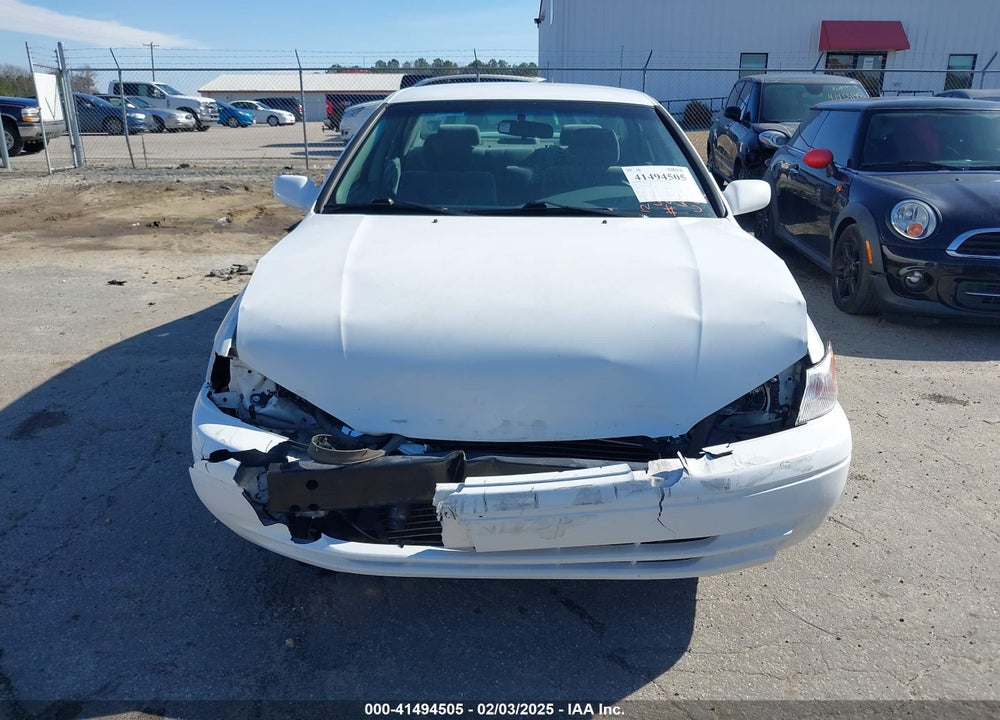 1997 TOYOTA CAMRY LE VIN: JT2BG22K0V0010252