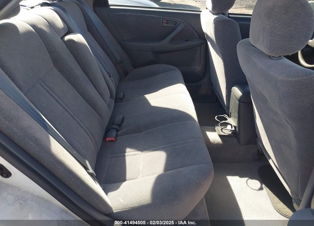 1997 TOYOTA CAMRY LE VIN: JT2BG22K0V0010252