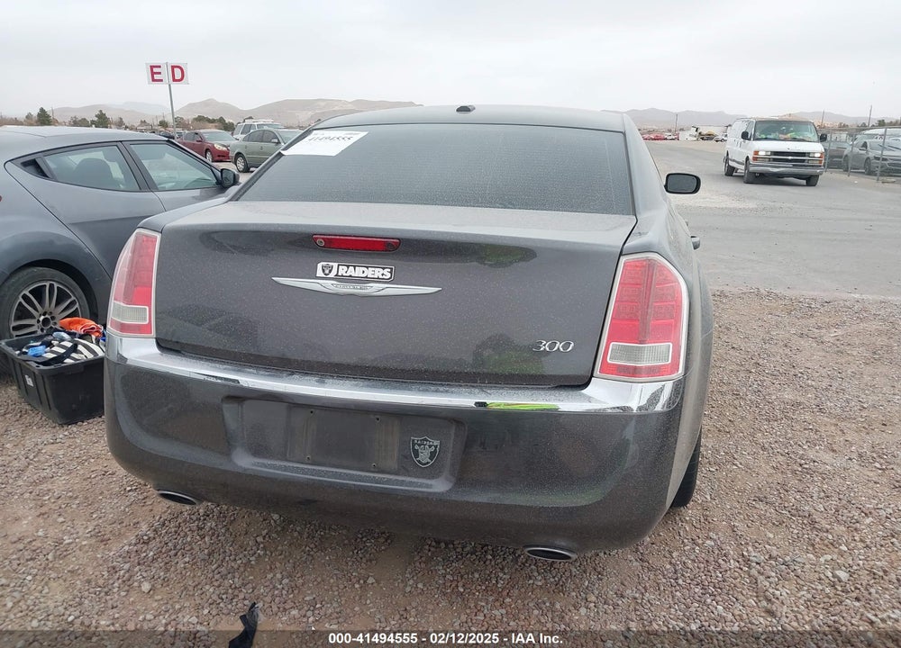 2014 CHRYSLER 300 VIN: 2C3CCAAG4EH376682