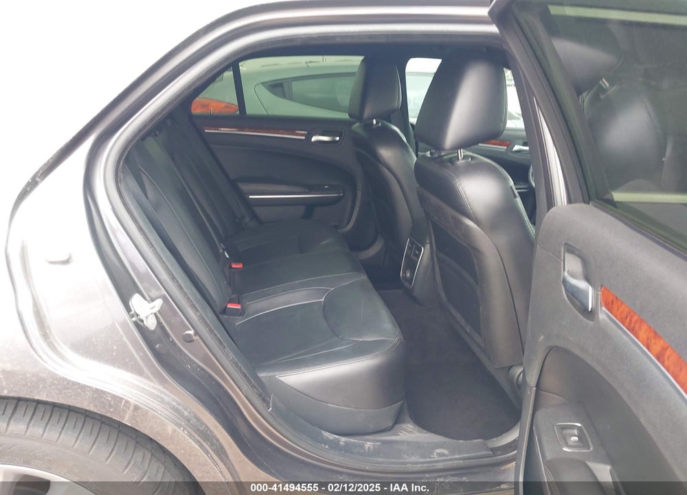 2014 CHRYSLER 300 VIN: 2C3CCAAG4EH376682