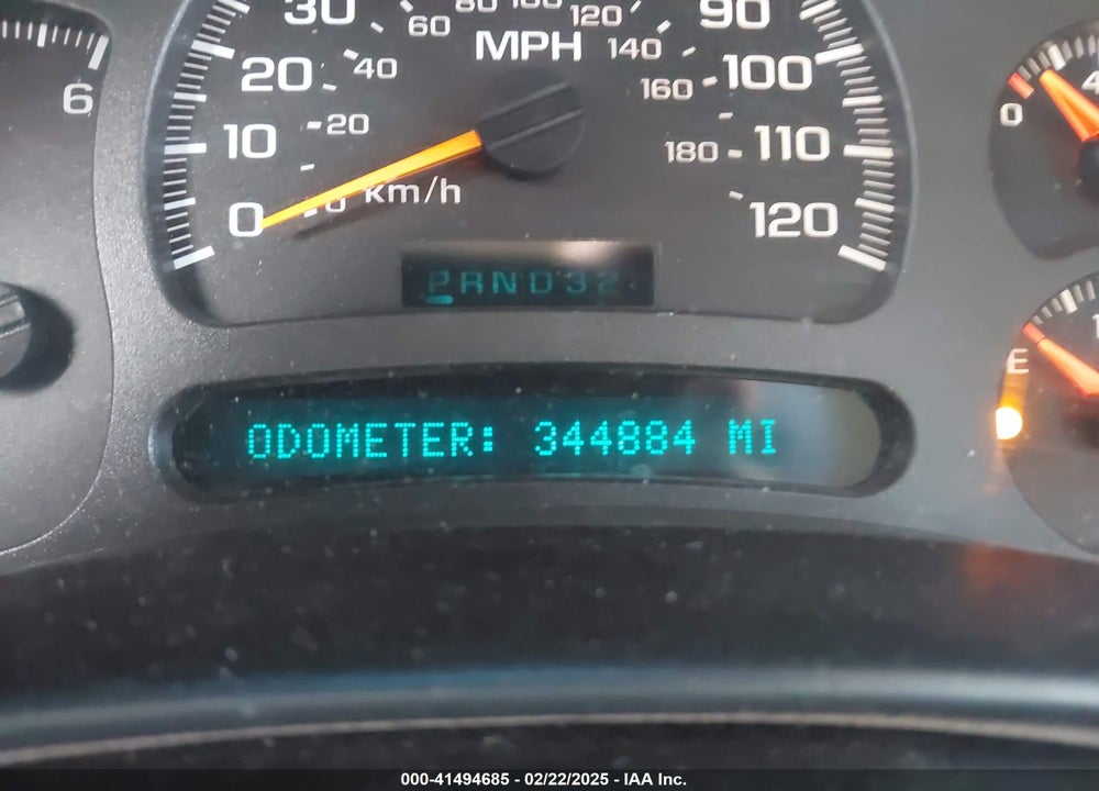 2003 CHEVROLET TAHOE LT VIN: 1GNEC13Z43R249521