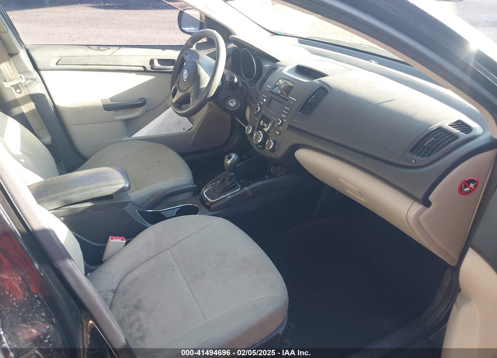 2012 KIA FORTE VIN: KNAFT4A29C5625767