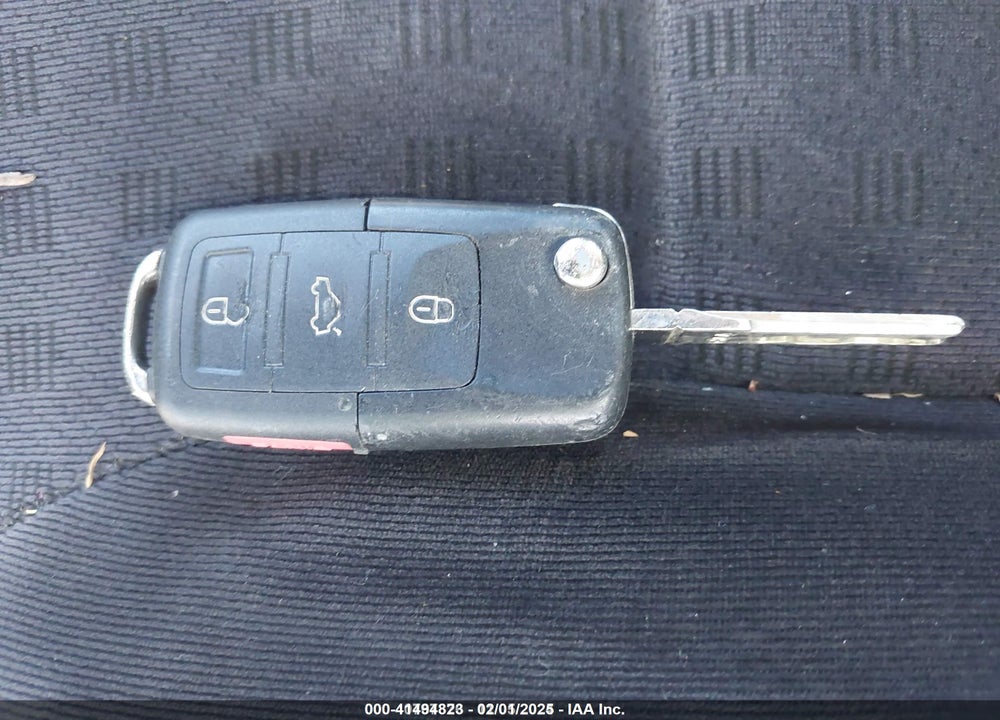 2004 VOLKSWAGEN JETTA GLS 2.0L VIN: WVWSL61J64W138588