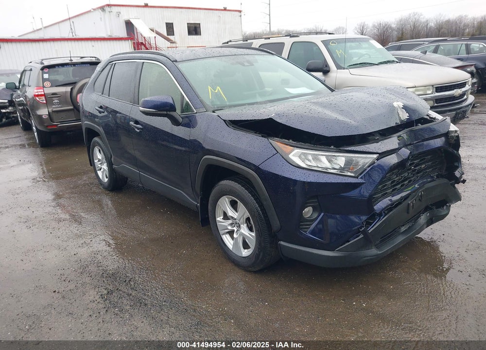 2020 TOYOTA RAV4 XLE VIN: JTMP1RFV5LJ031150