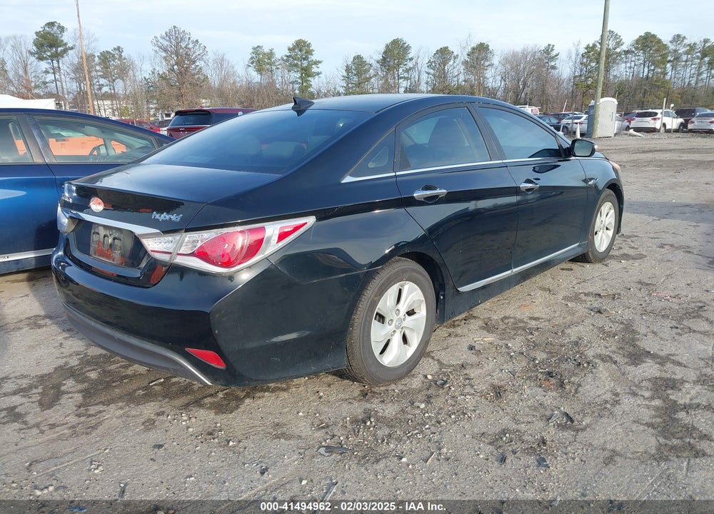 2013 HYUNDAI SONATA HYBRID VIN: KMHEC4A47DA073206