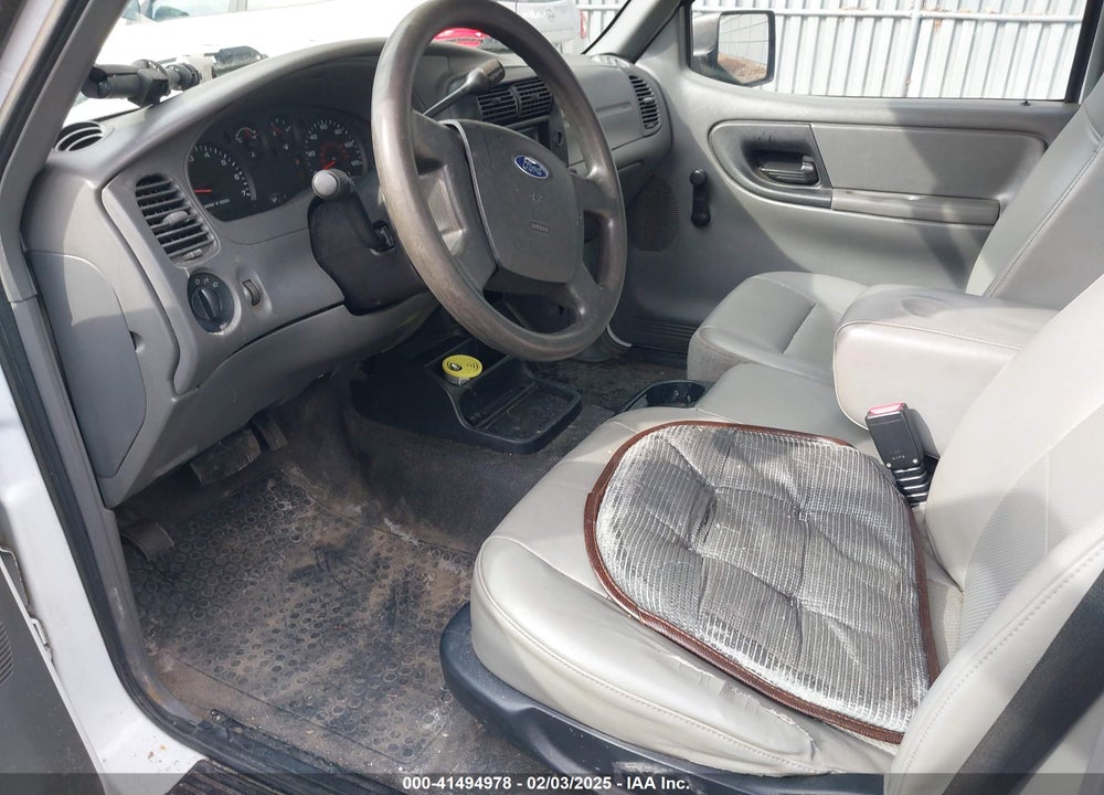 2011 FORD RANGER XL VIN: 1FTKR1AD6BPA14338