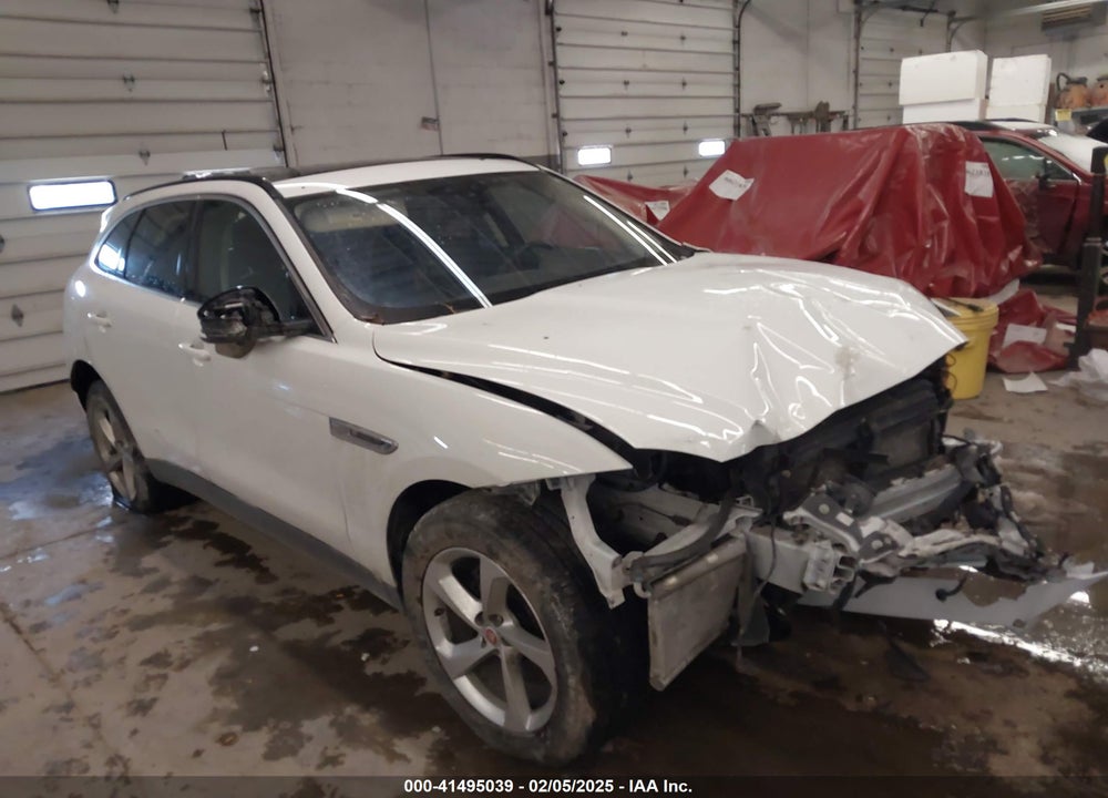 2019 JAGUAR F-PACE VIN: SADCJ2FX5KA615736