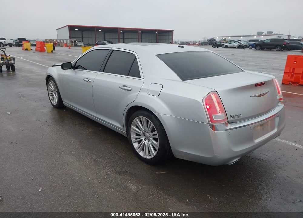 2012 CHRYSLER 300C VIN: 2C3CCAET3CH174422