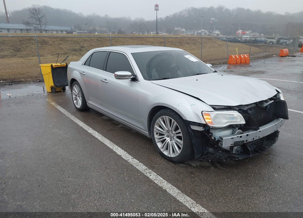 2012 CHRYSLER 300C VIN: 2C3CCAET3CH174422