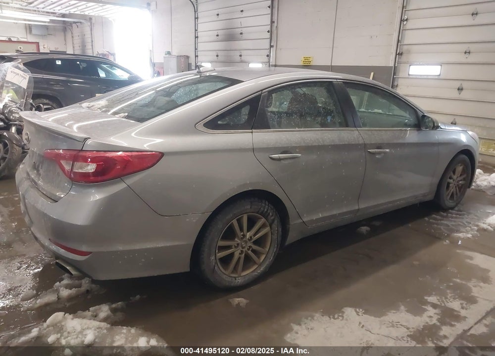 2016 HYUNDAI SONATA VIN: 5NPE24AF5GH304481