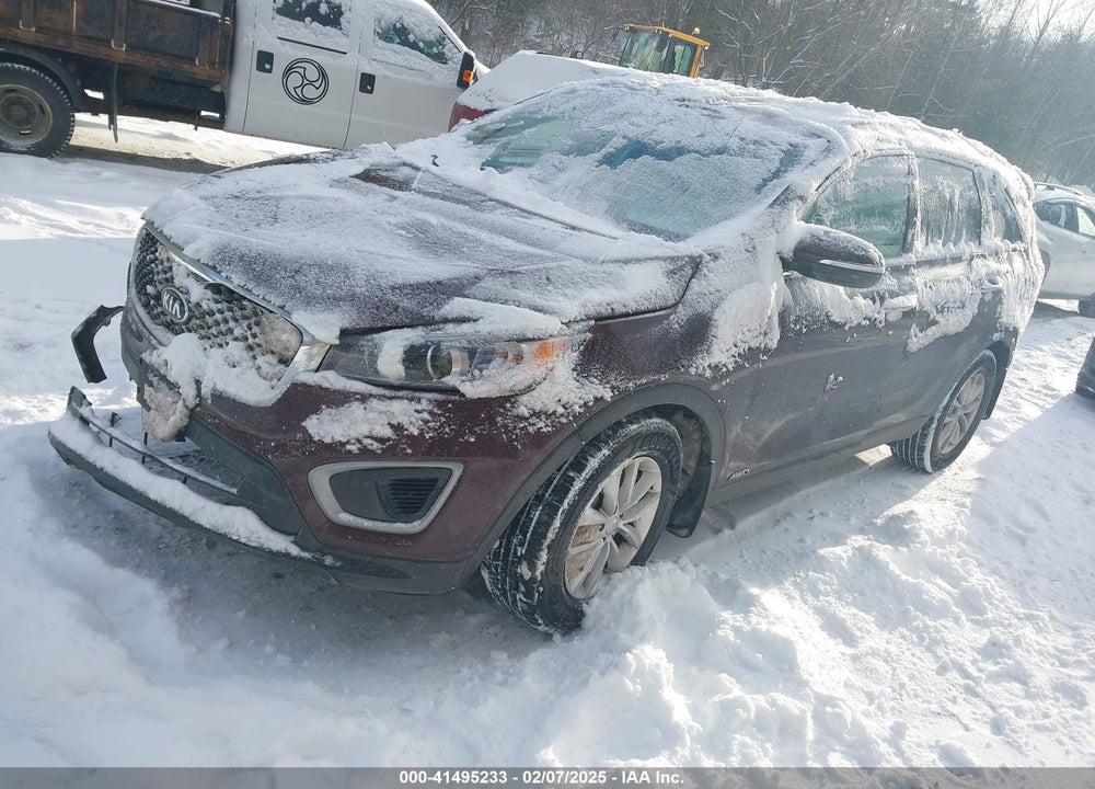 2017 KIA SORENTO 2.4L LX VIN: 5XYPGDA3XHG327909