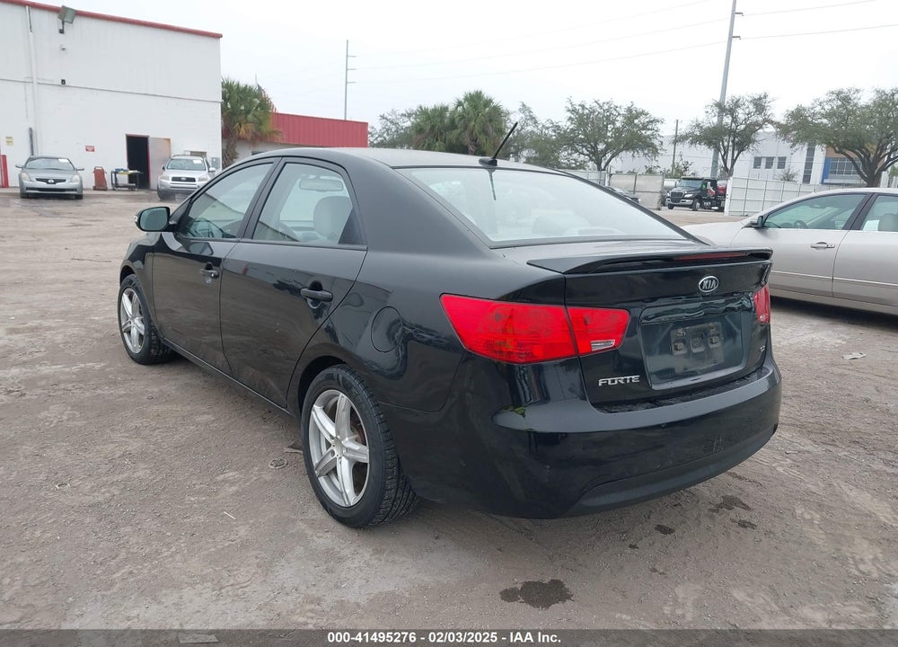 2010 KIA FORTE VIN: KNAFU4A27A5270723