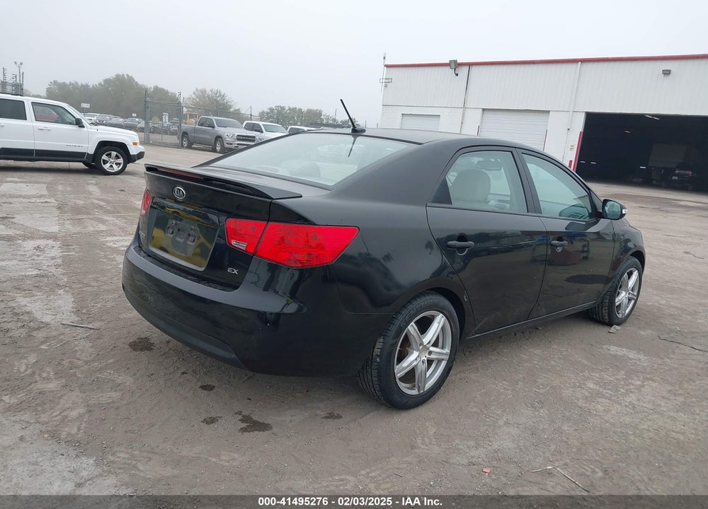 2010 KIA FORTE VIN: KNAFU4A27A5270723