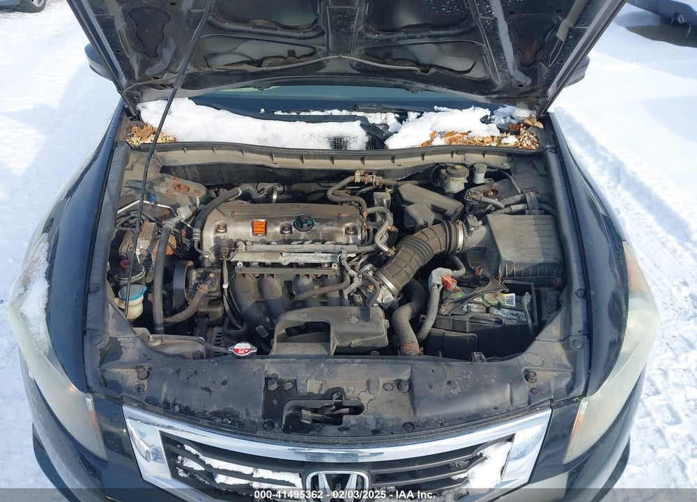2010 HONDA ACCORD 2.4 LX VIN: 1HGCP2E37AA039978