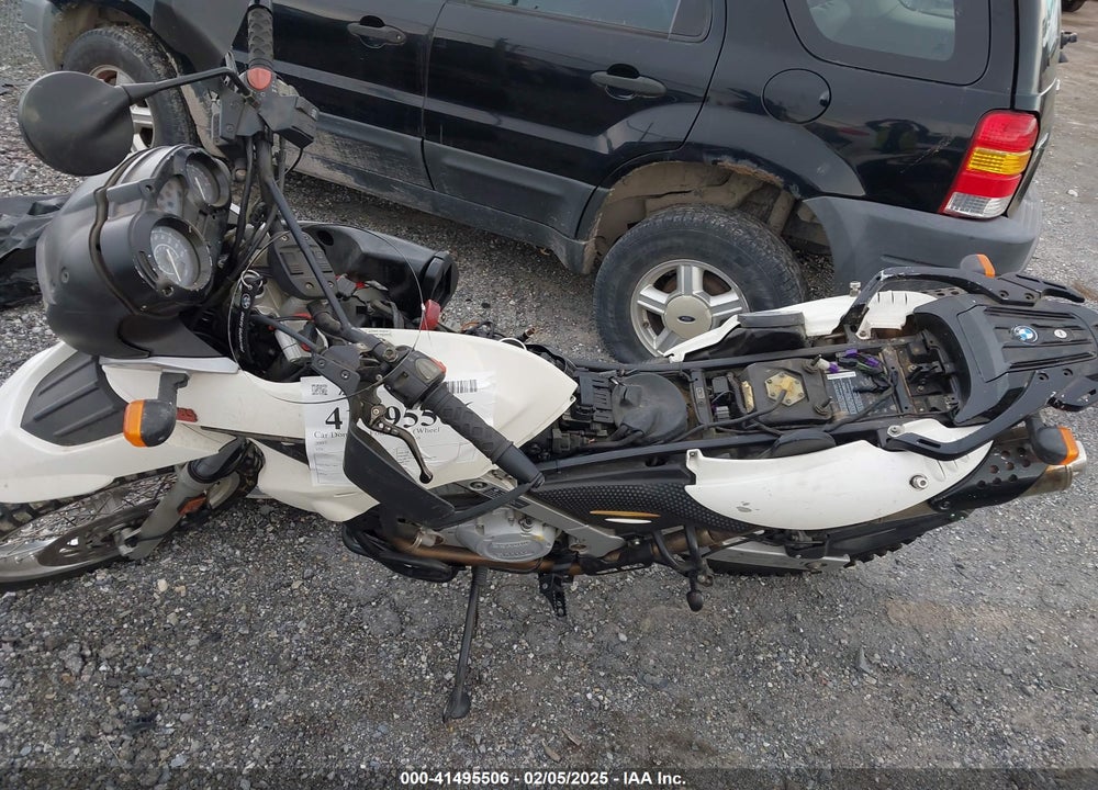2005 BMW F650 GS VIN: WB10185A25ZL40389