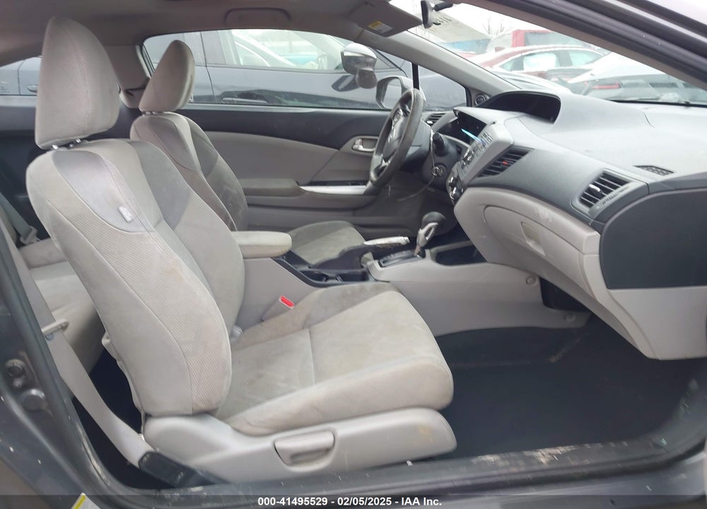 2012 HONDA CIVIC VIN: 2HGFG3B83CH519913