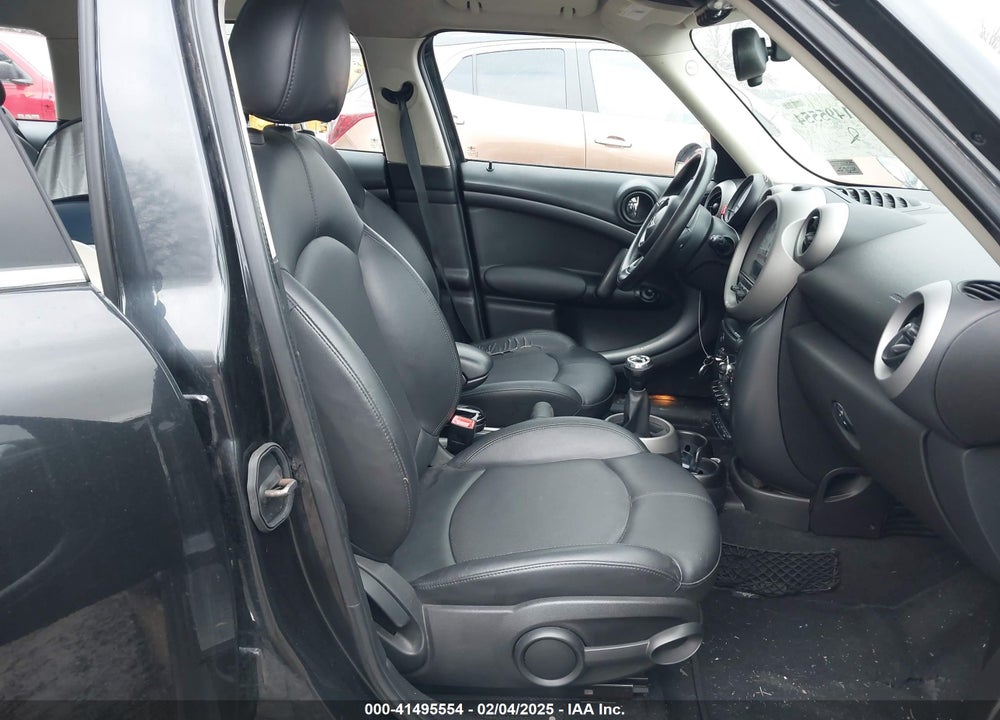 2012 MINI COOPER VIN: WMWZC3C51CWM27628