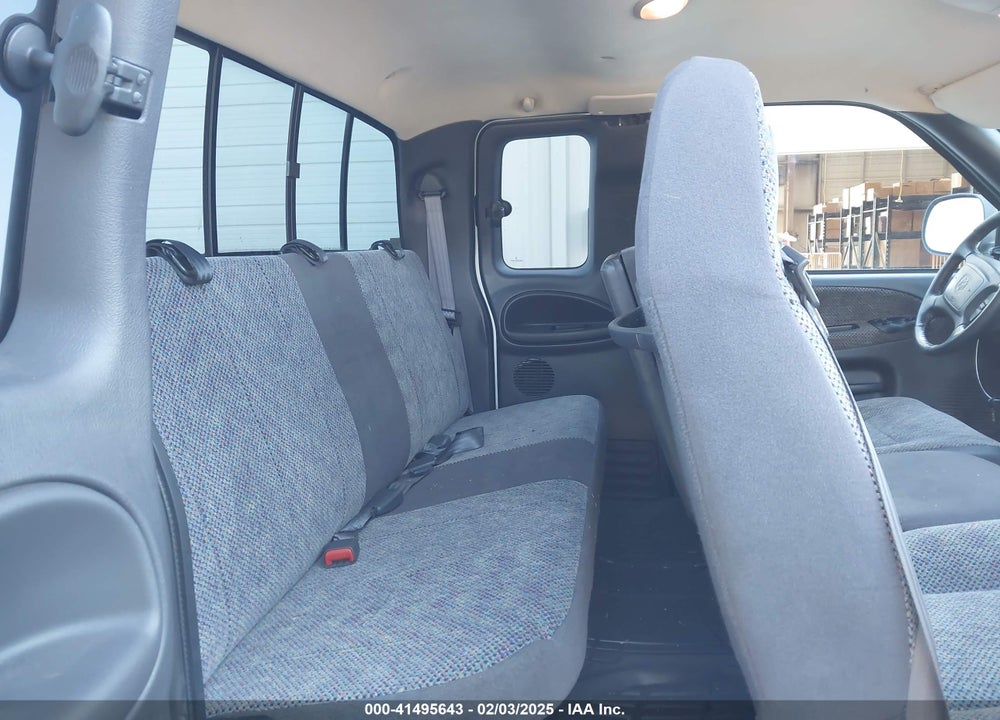 2001 DODGE RAM 1500 ST VIN: 3B7HC13Y81G728857