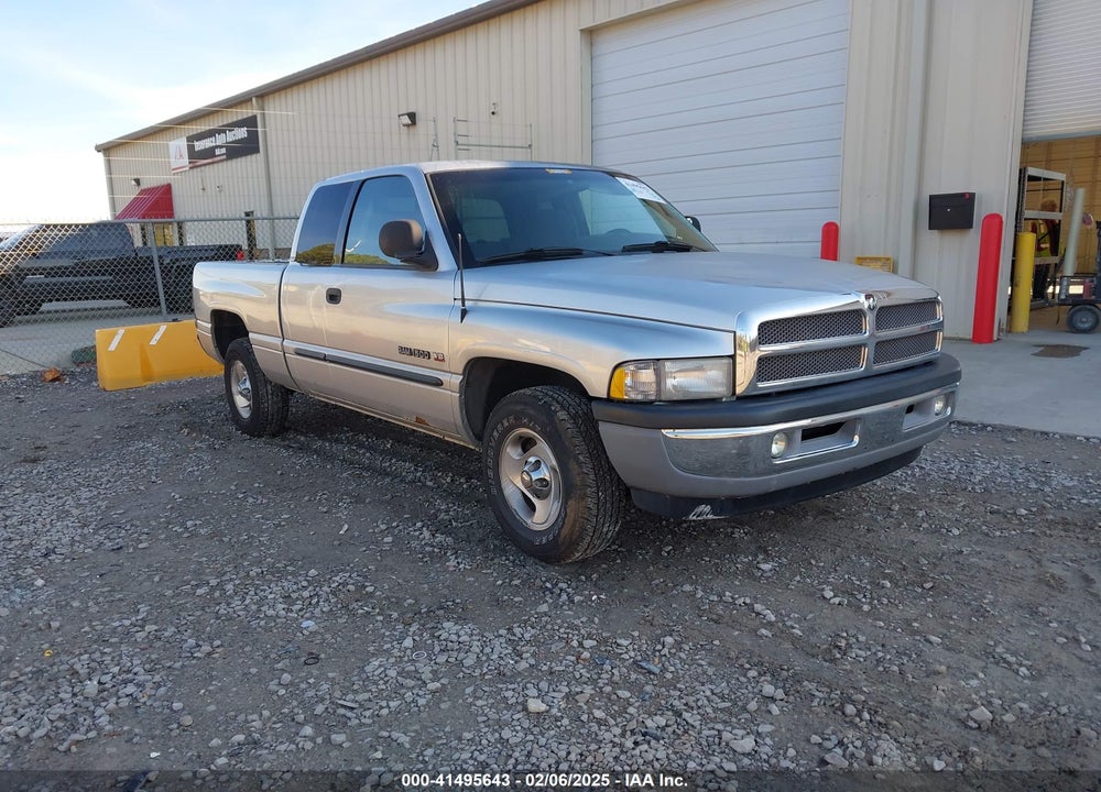 2001 DODGE RAM 1500 ST VIN: 3B7HC13Y81G728857