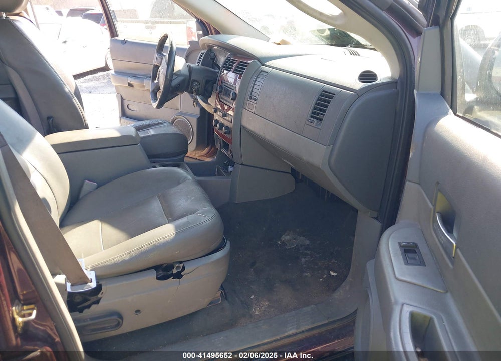 2005 DODGE DURANGO SLT VIN: 1D4HD48NX5F514251