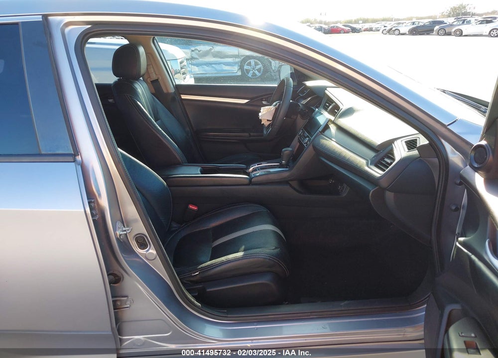 2016 HONDA CIVIC VIN: 19XFC1F32GE009731