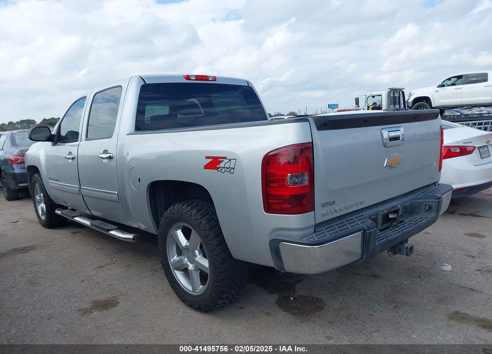 2011 CHEVROLET SILVERADO 1500 VIN: 3GCPKSE37BG342034