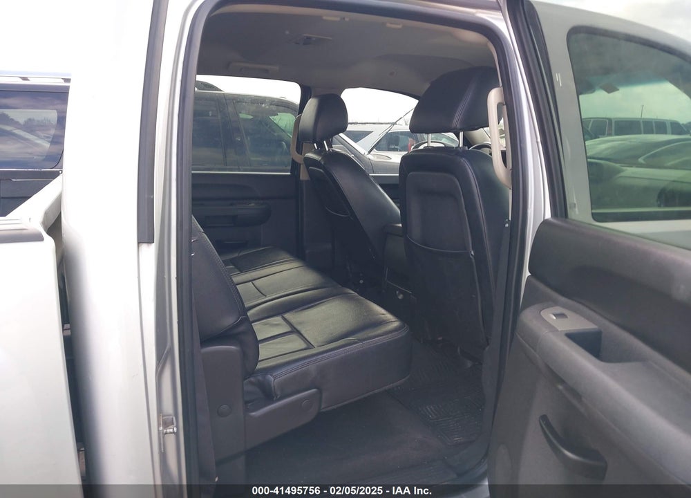2011 CHEVROLET SILVERADO 1500 VIN: 3GCPKSE37BG342034