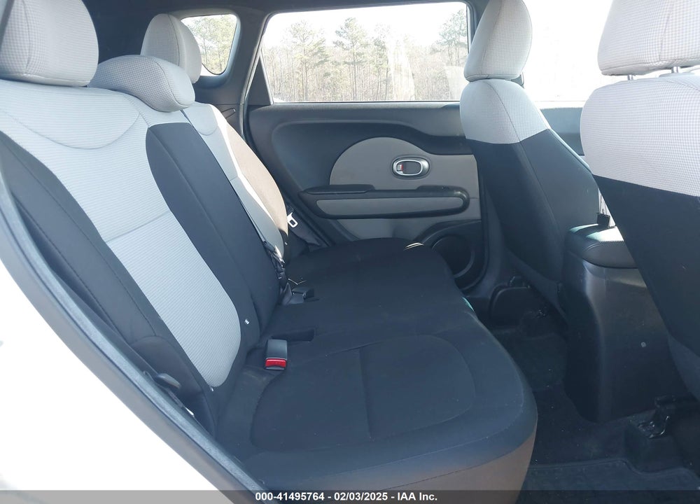 2015 KIA SOUL VIN: KNDJN2A22F7140858