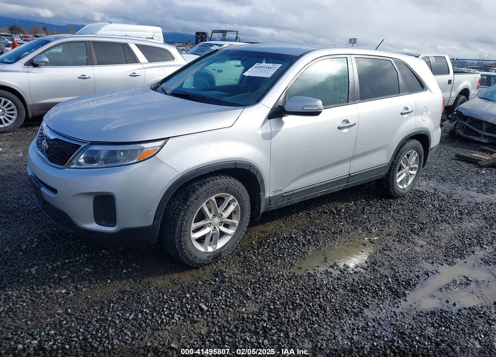 2014 KIA SORENTO LX VIN: 5XYKTCA64EG486222