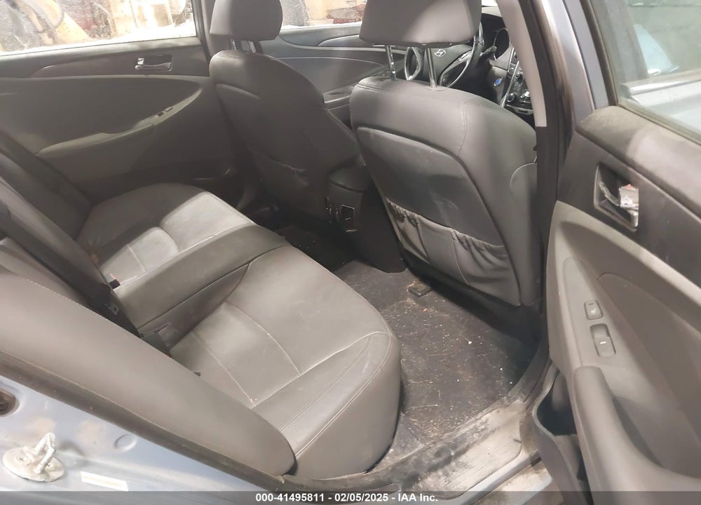 2012 HYUNDAI SONATA HYBRID VIN: KMHEC4A41CA040023