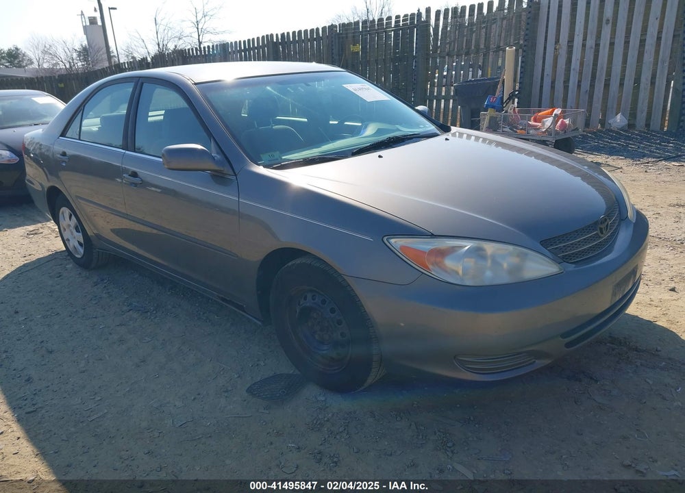 2002 TOYOTA CAMRY LE VIN: 4T1BE32K52U538601