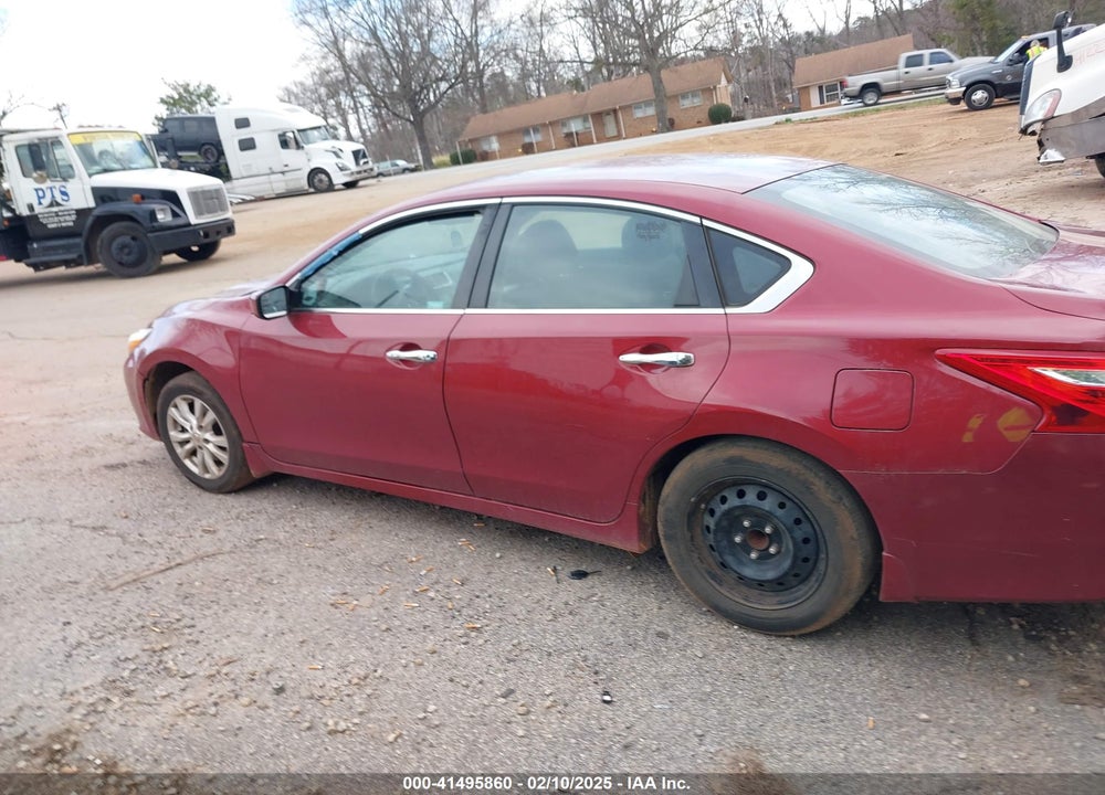 2017 NISSAN ALTIMA VIN: 1N4AL3AP8HN307820