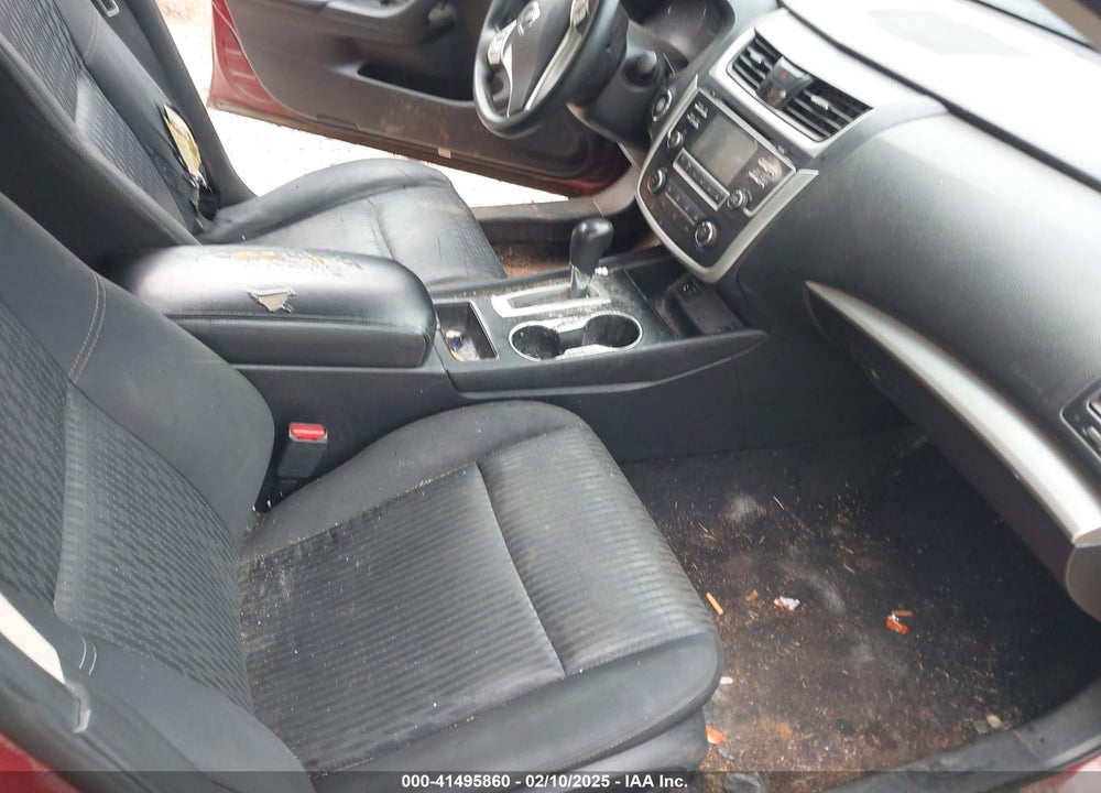 2017 NISSAN ALTIMA VIN: 1N4AL3AP8HN307820