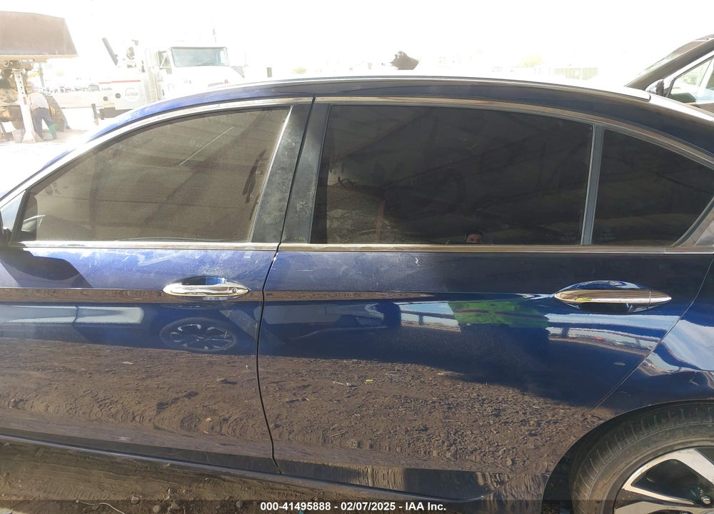 2017 HONDA ACCORD VIN: 1HGCR2F38HA209610