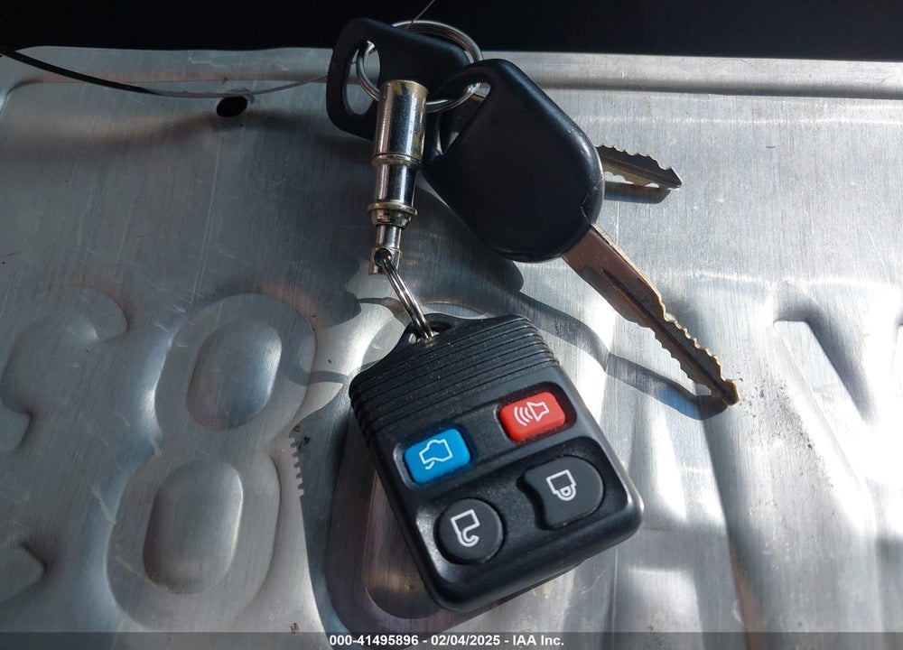 2011 FORD FOCUS SE VIN: 1FAHP3FN1BW152748