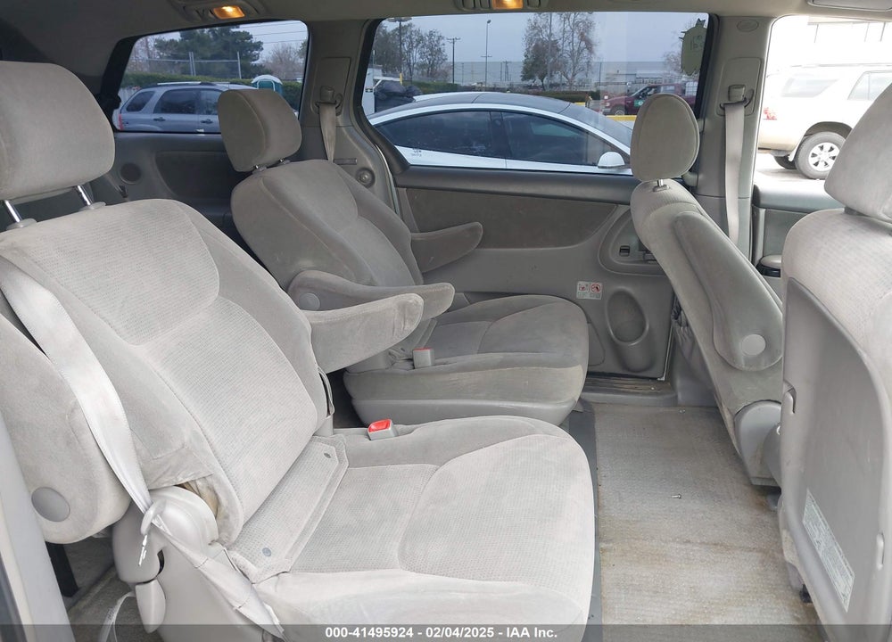 2005 TOYOTA SIENNA VIN: 5TDZA23C55S304144