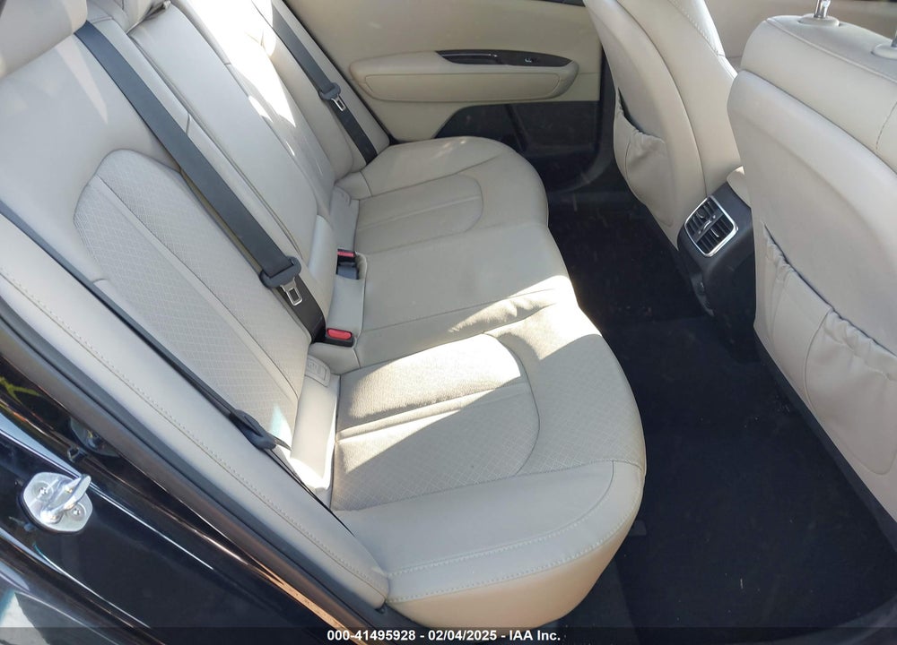 2017 KIA OPTIMA VIN: 5XXGU4L31HG161600