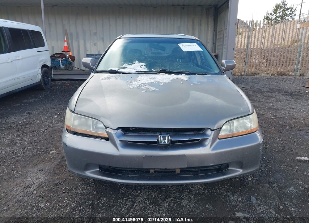 2000 HONDA ACCORD 2.3 EX VIN: JHMCG668XYC006129